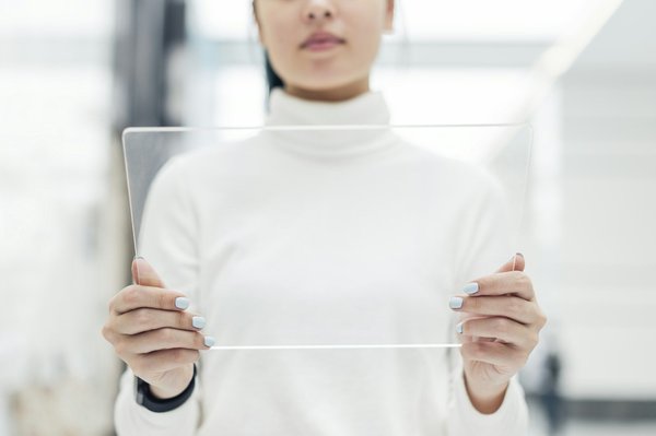 Wie können Unternehmen Blockchain-Technologie zur Verbesserung der Lieferkettentransparenz nutzen?